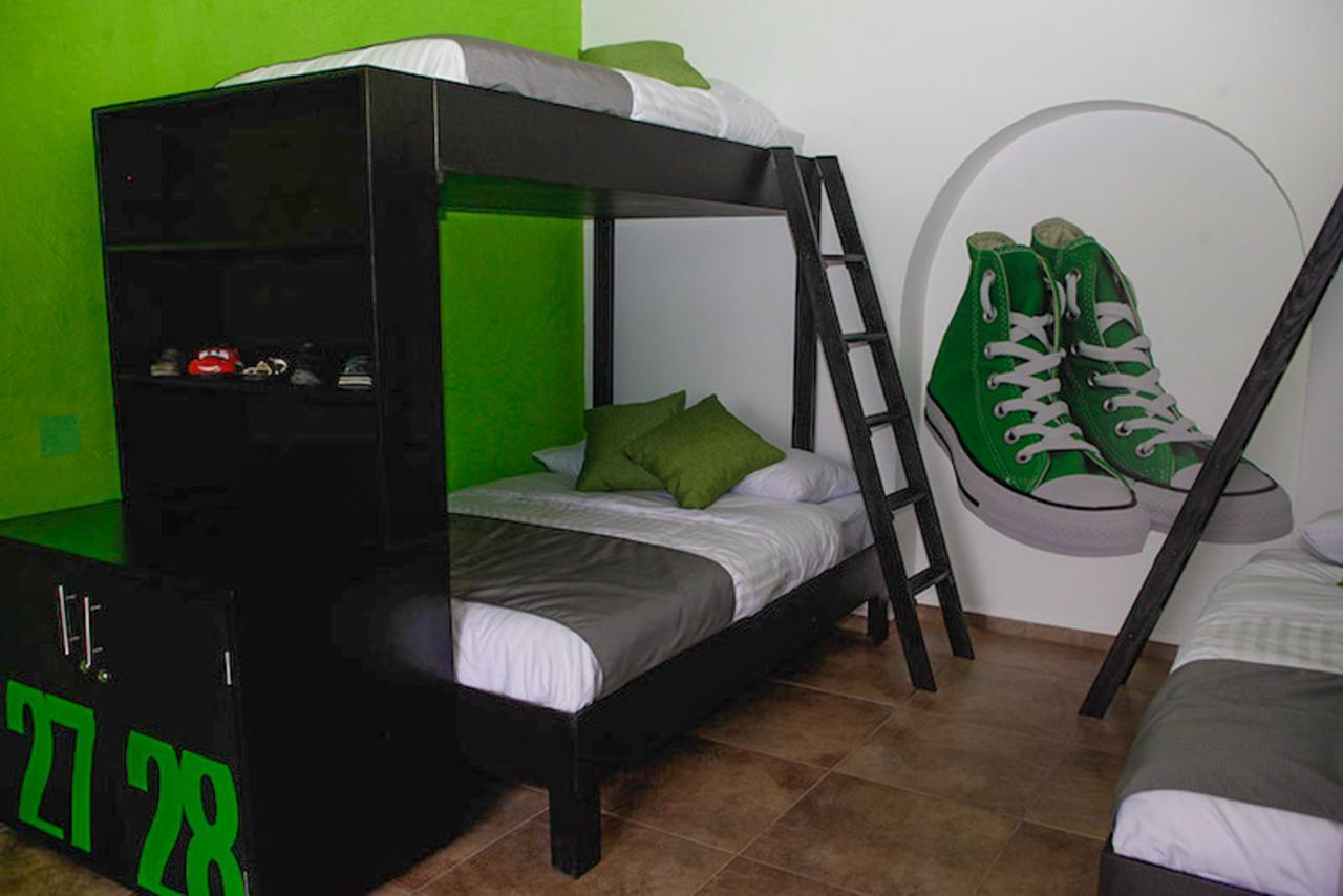 Hostal El Armario เลออน ภายนอก รูปภาพ